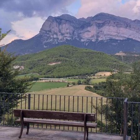 Apartmán Preciosas Vistas A La Montana, Luminoso Y Acogedor El Pueyo de Araguás Exteriér fotografie